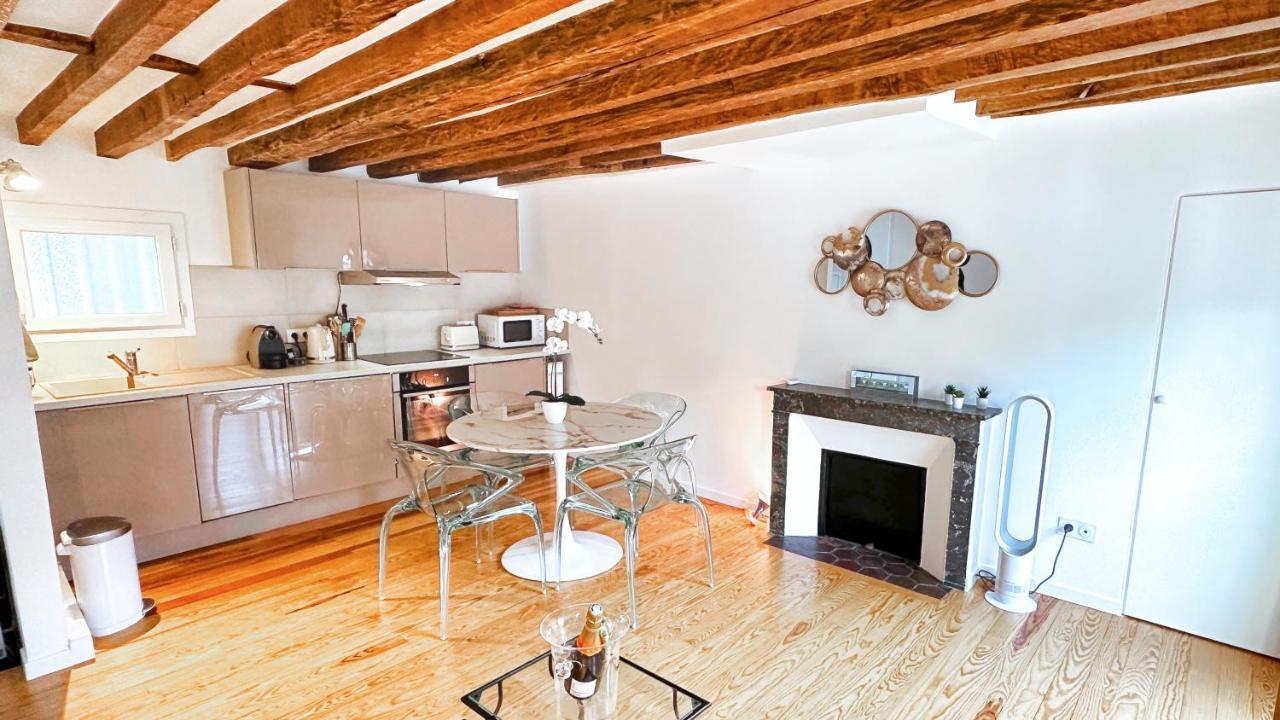 Appartement Casalionelparis : Your In The Heart Of Parijs